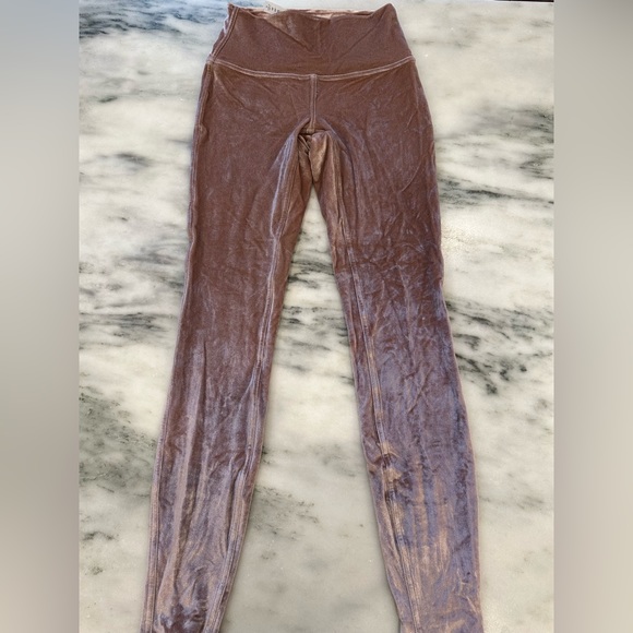 Lululemon Velvet Wunder Under Legging - Picture 4 of 4